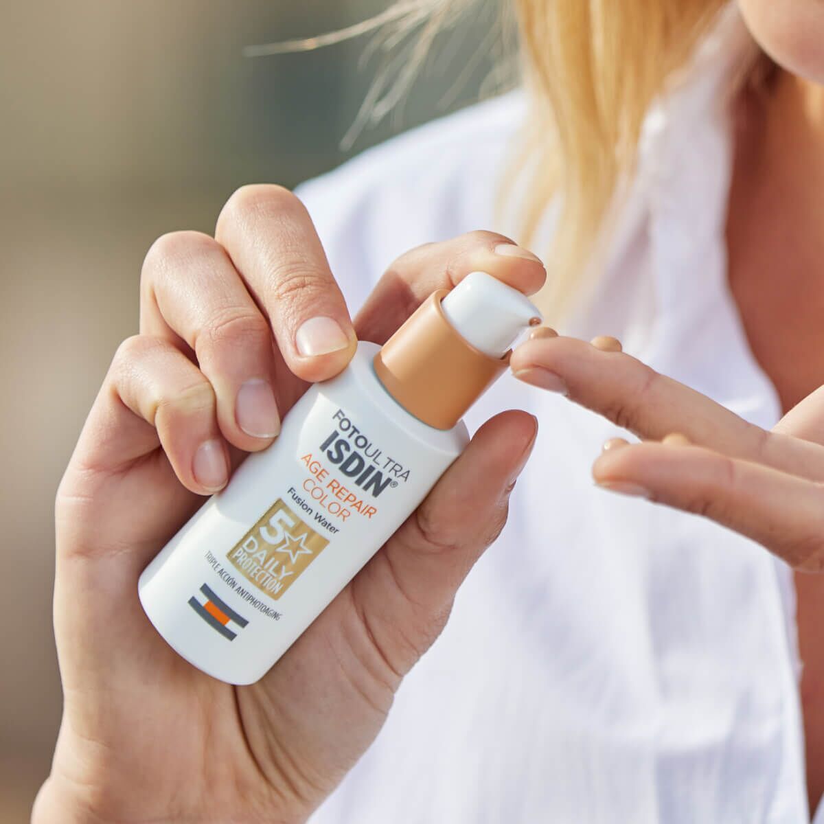 ISDIN - Age Repair COLOR SPF 50 - Imagen 3